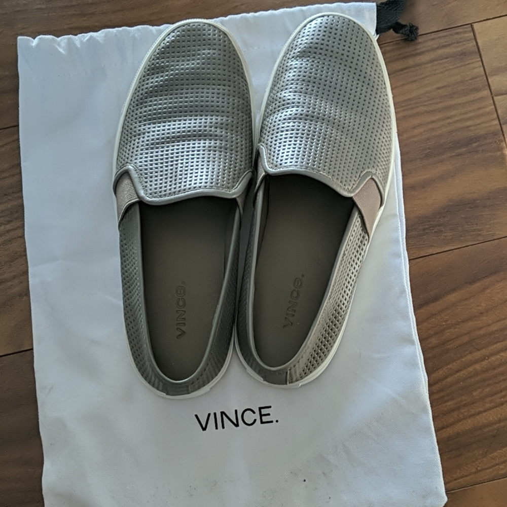 Vince Blair 5 perforated slip on
